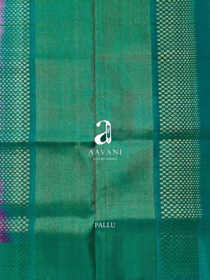 Pink with Green Combination Soft Silk Saree - Image 4