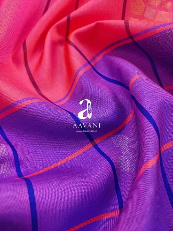 Pink with Pepsi Blue Color Combination Soft Silk Saree - Image 3