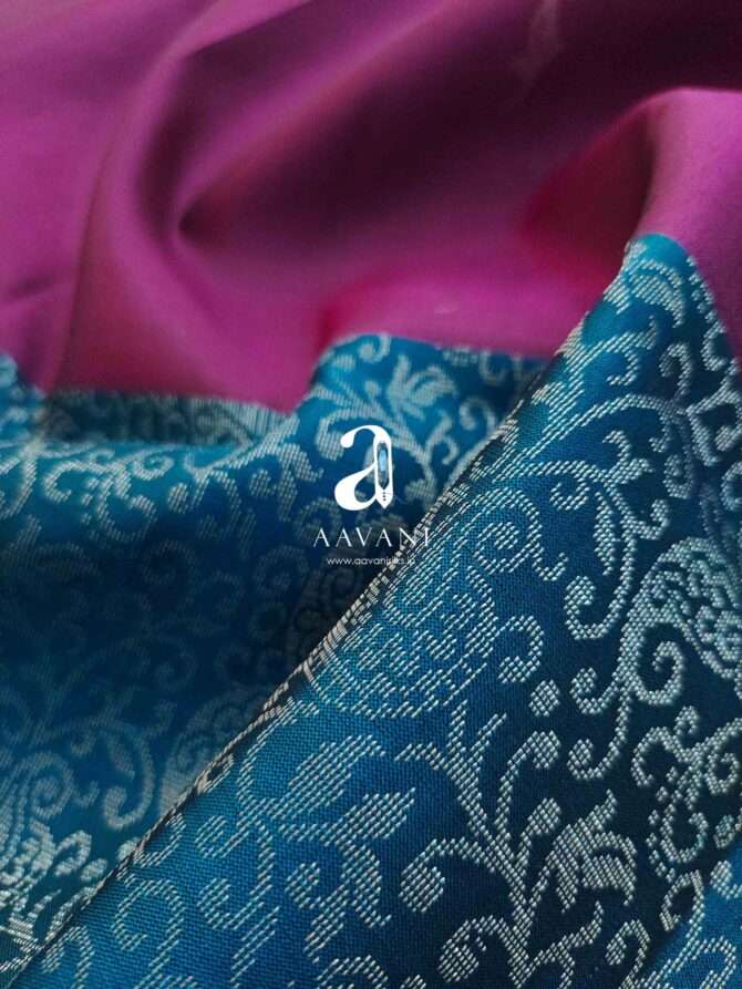 Dark Magenta with Blue Color Turning Border Soft Silk Saree - Image 3