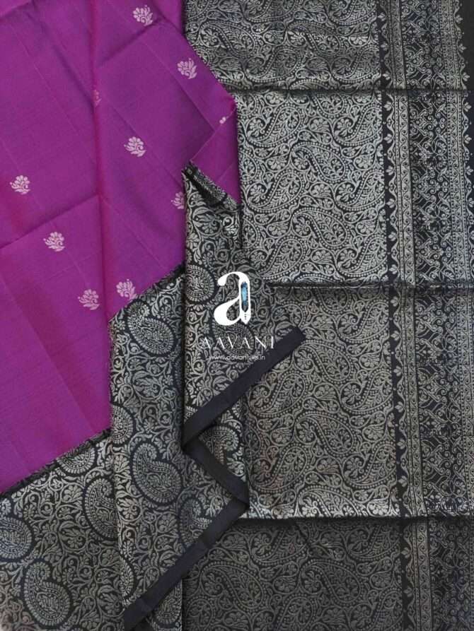 Magenta with Black Turning Border Soft Silk Saree - Image 2