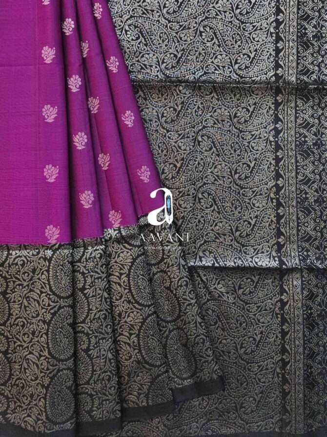 Magenta with Black Turning Border Soft Silk Saree - Image 6