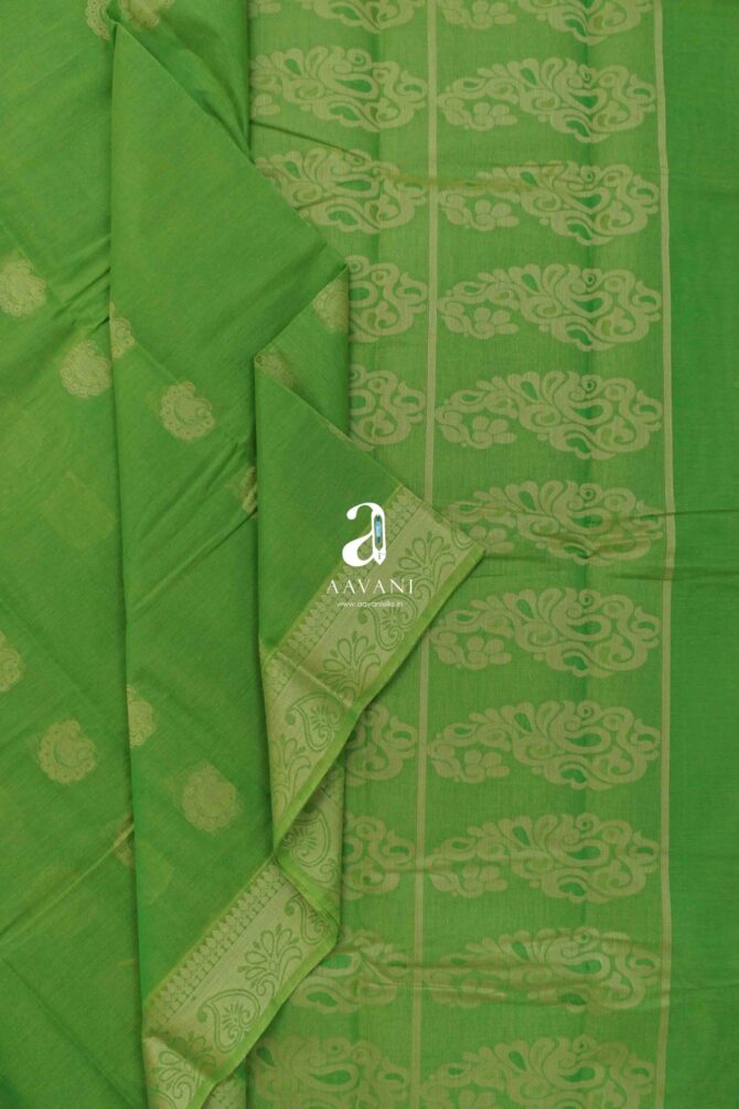 Charming Cotton Saree – Elegant Weaves for Every Occasion! - Image 2