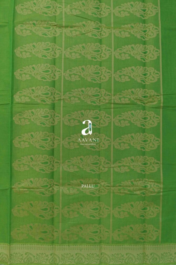 Charming Cotton Saree – Elegant Weaves for Every Occasion! - Image 4