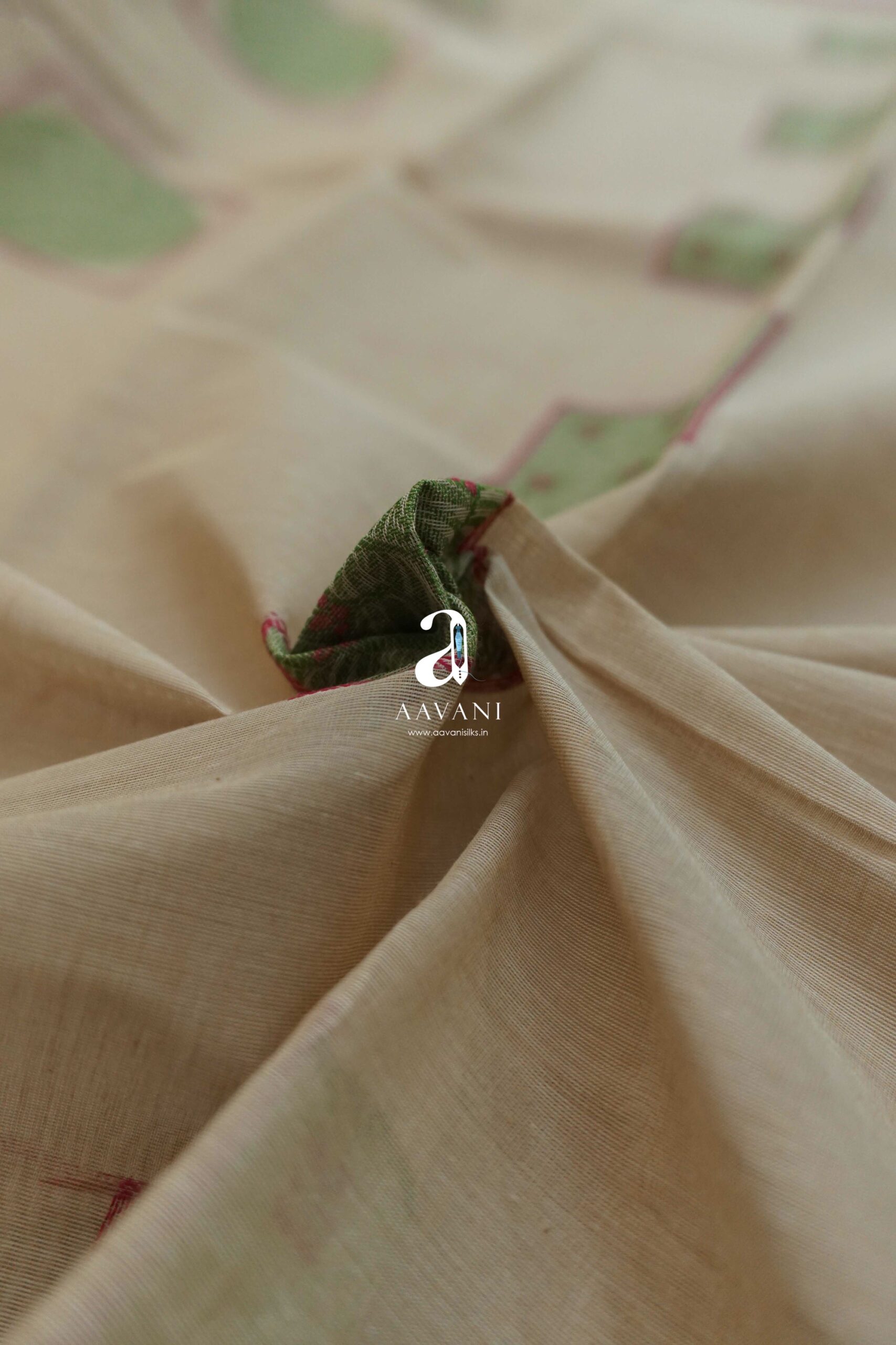 Charming Cotton Saree – Elegant Weaves for Every Occasion! - Image 3