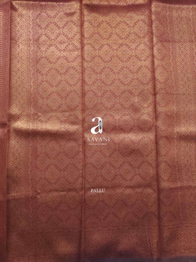Ikkat Pattern Semi Silk Saree - Image 4