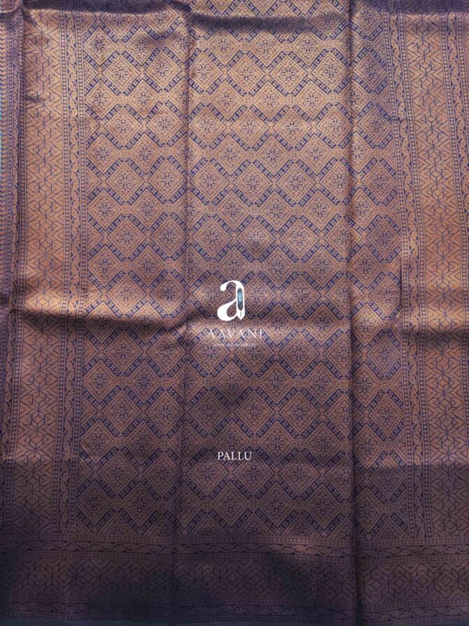 Ikkat Pattern Semi Silk Saree - Image 4