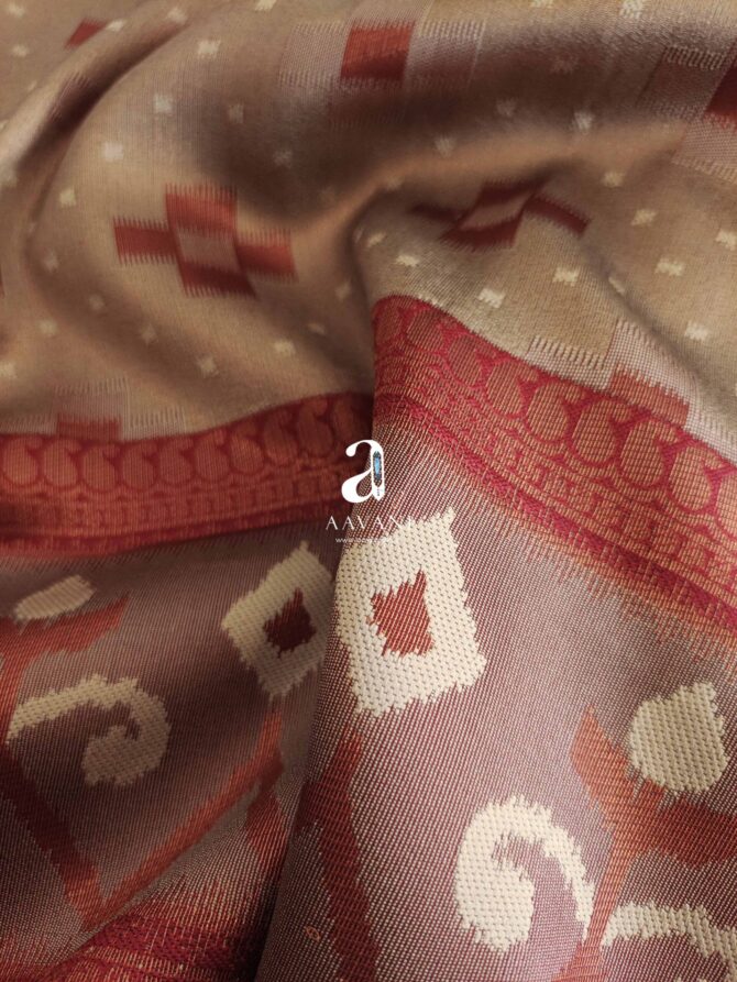 Ikkat Pattern Semi Silk Saree - Image 3