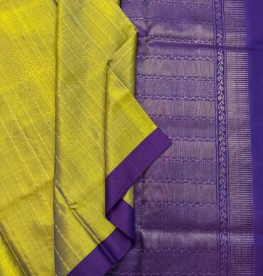 Elegant Raindrop Design Handloom Soft Silk Saree