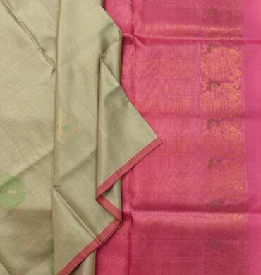 Exclusive Soft Silk Handloom Saree Without Border