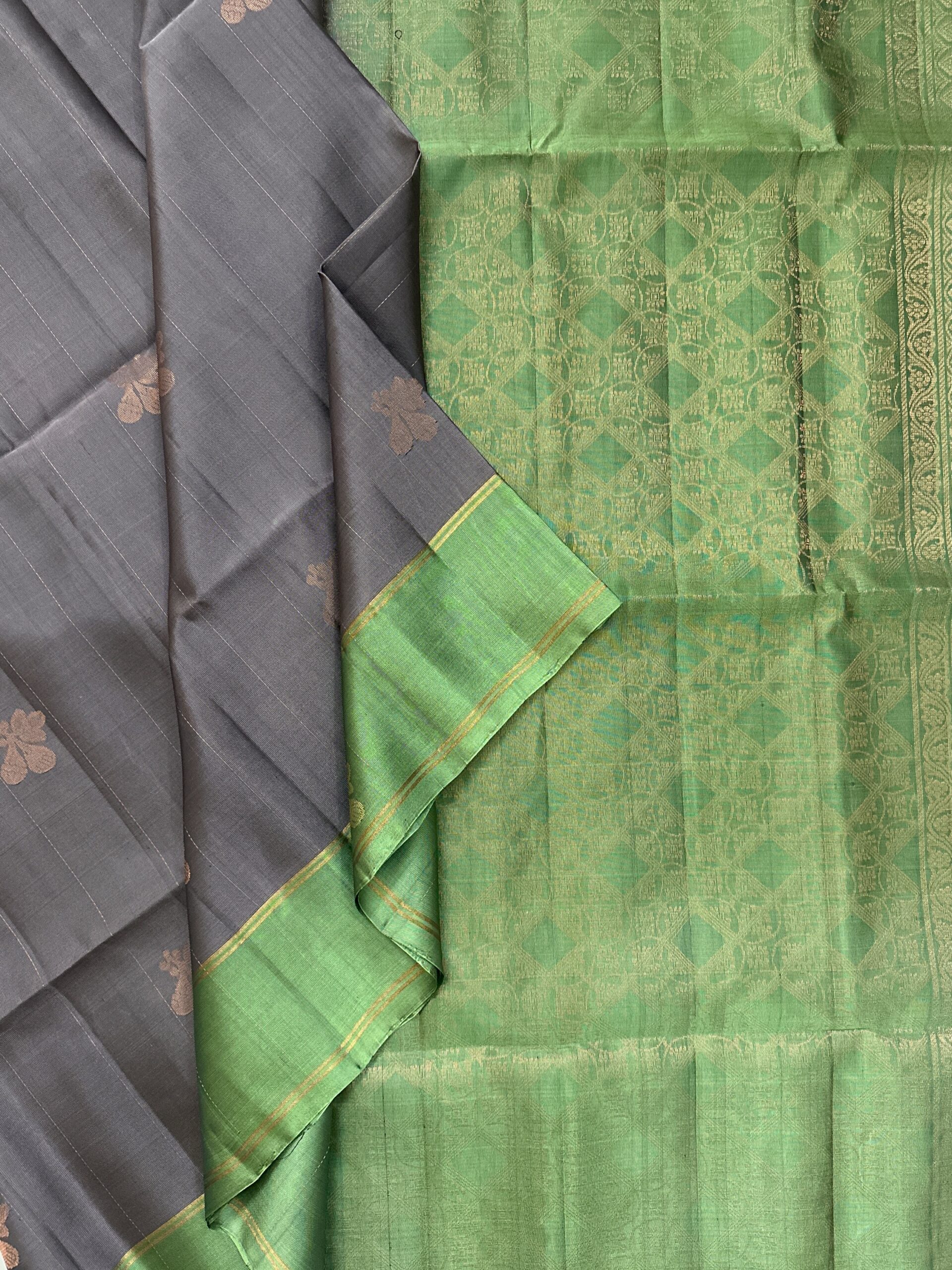 Handloom Soft Silk - Mix Saree - Image 3