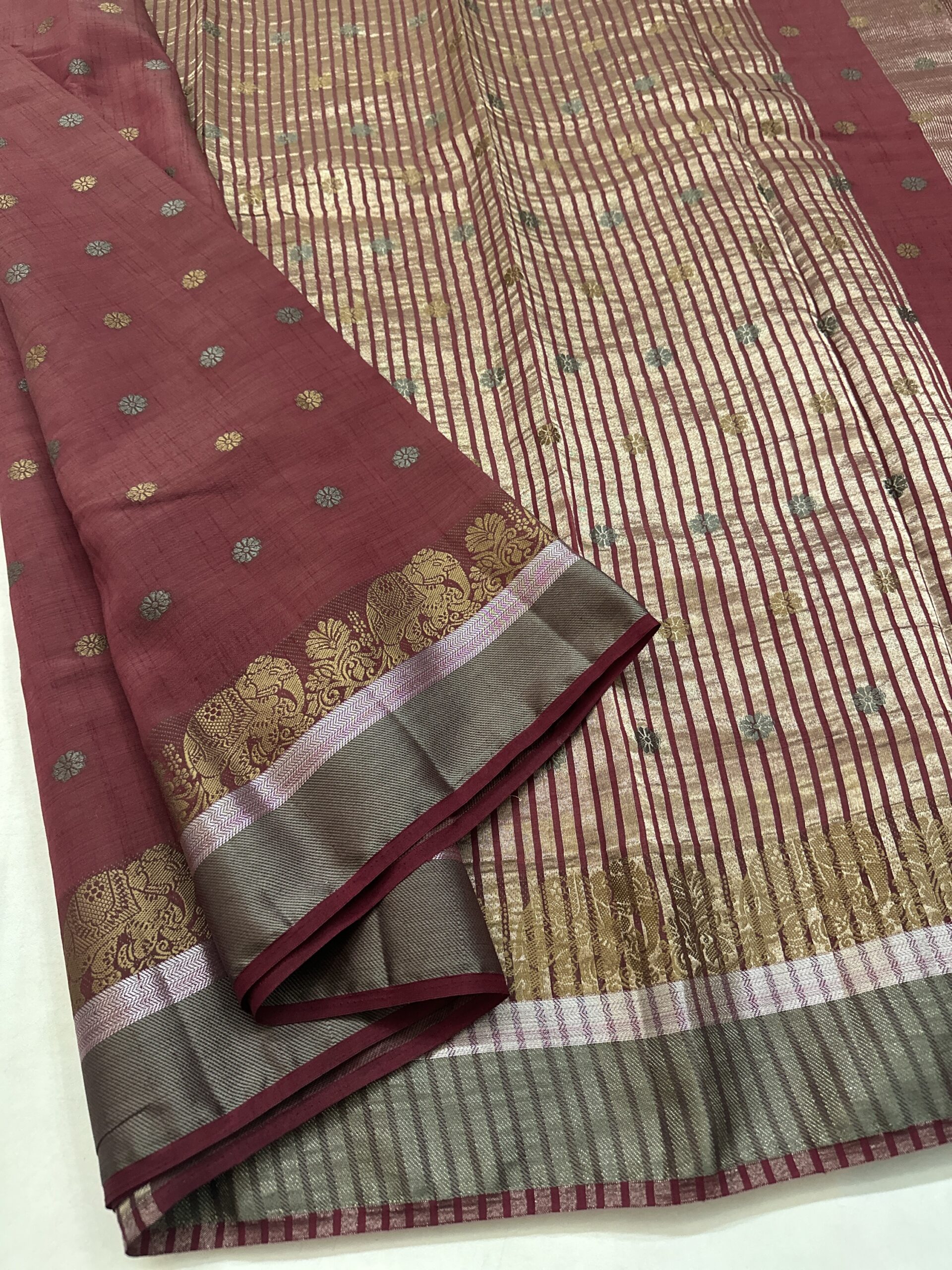 Beautiful Semi Tussar Saree - Image 4